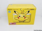 Nintendo 3DS XL - Console - Pikachu Yellow - ASI Version / B, Spelcomputers en Games, Spelcomputers | Nintendo 2DS en 3DS, Verzenden