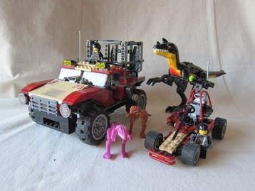 Lego Set - Dino 2010 - lego sets 7474 Urban Avenger vs., Nieuw