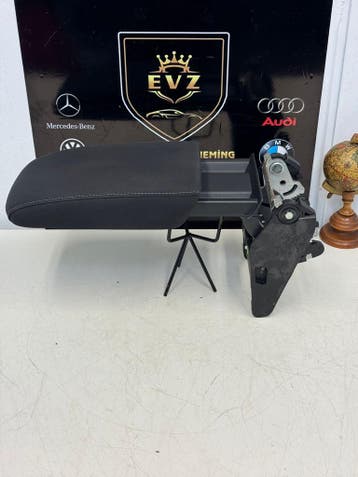 VW Tiguan armleuning/armsteun bj.2022 kleur zwart, Gebruikt, Volkswagen