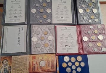 Italië. 1985/1998, Lotto Serie Divisionali IPZS, 11 Monete