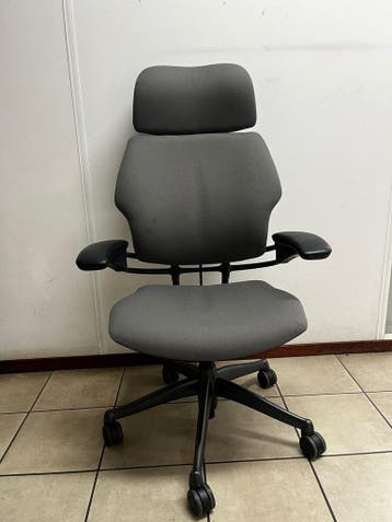 Humanscale Freedom bureaustoel, inclusief hoofdsteun, Verzenden, Zwart, Zo goed als nieuw, Bureaustoel