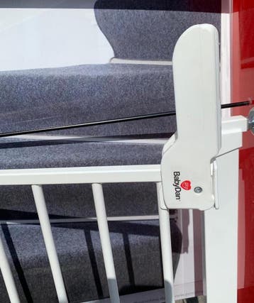 Babydan Premier PLUS Klemhekje 86 t/m 93,3 cm Wit 2 spijlen, Ophalen of Verzenden, Zo goed als nieuw