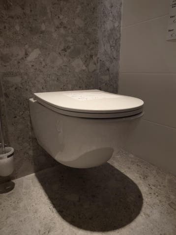 Wandcloset randloos Villeroy Boch  Universo - 0014, Ophalen, Nieuw, Toilet