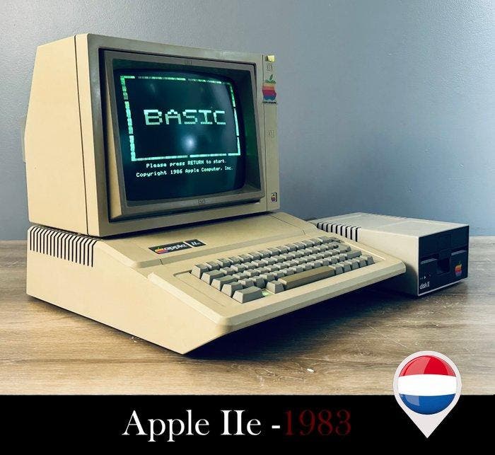 Apple IIe system -1983 - Computer (3) - In vervangende, Spelcomputers en Games, Spelcomputers | Overige Accessoires