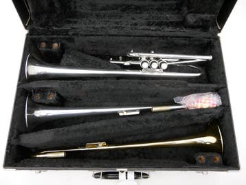 Eb/D Trompet Romeo Adaci met 3 bekers/2 set buizen, Ophalen of Verzenden, Gebruikt