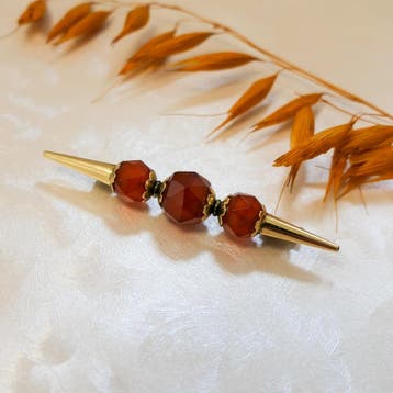Vintage gouden broche met carneool, Gebruikt, Ophalen of Verzenden, Met edelsteen, Goud