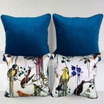 New set of four cushions. Two cushions made with CHRISTIAN, Antiek en Kunst