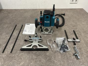 Veiling - Makita bovenfrees 1850W RP1802FX04, Nieuw