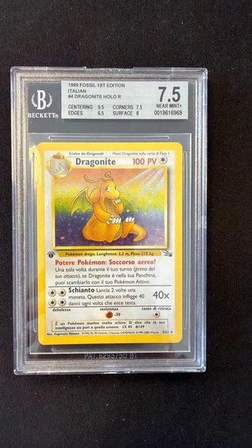 Pokémon - 1 Verzegelde kaart - Dragonite Fossil 4/62 First, Hobby en Vrije tijd, Verzamelkaartspellen | Pokémon, Nieuw