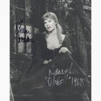 Oliver! - Signed by Shani Wallis (Nancy), Nieuw