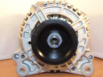 Dynamo 120A VW Transporter T4 en LT nieuw, Verzenden, Nieuw