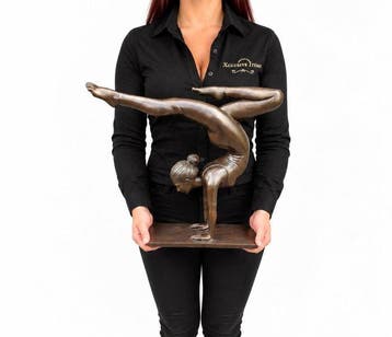Beeld, XL Bronze: Yoga Lady - 37 cm - Brons - 2026