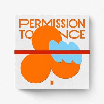 kpop merchandise - Bts - Permission to dance on stage, Verzamelen, Muziek, Artiesten en Beroemdheden, Verzenden, Zo goed als nieuw