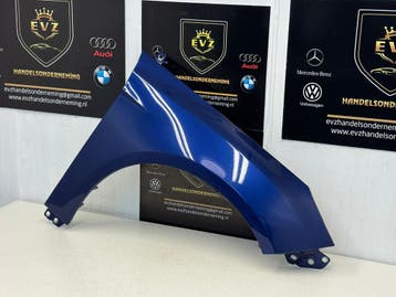Spatbord/voorscherm rechts Ford Focus Eco Boost bj2014 blauw, Gebruikt, Voor, Ford, Spatbord
