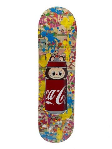 Koen Betjes (1992) - Labubu x Banksy x Street Skatedeck, Antiek en Kunst