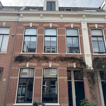 Studio in Haarlem gevonden voor €895,- pm, Huizen en Kamers, 20 tot 35 m², Haarlem