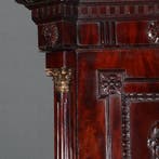 Garderobe kast of kapstok met deuren roede met haken en roed, Antiek en Kunst, Antiek | Meubels | Kasten, Ophalen of Verzenden