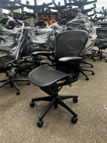 Voorraad Refurbished Herman Miller Aeron Stoelen -  Graphite, Huis en Inrichting, Verzenden, Zwart, Zo goed als nieuw, Bureaustoel