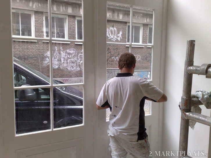 De vak schilder heeft Weer  nog tijd, Diensten en Vakmensen, Schilders en Behangers, Binnenschilderwerk, Buitenschilderwerk, Decoratieschilderwerk