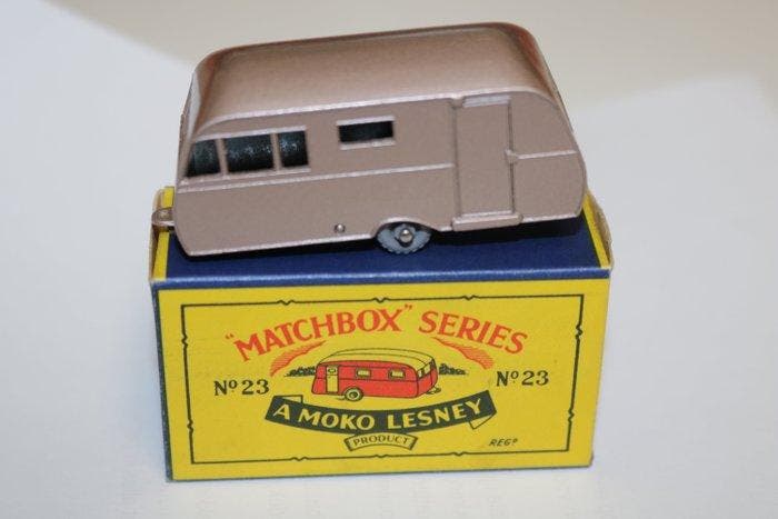 Matchbox 1:64 - Modelauto - Matchbox MB23c Bluebird Dauphine, Hobby en Vrije tijd, Modelauto's | 1:5 tot 1:12