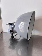 Industrial Wall Lamp – Bauhaus Era – Enamelled Steel &, Antiek en Kunst