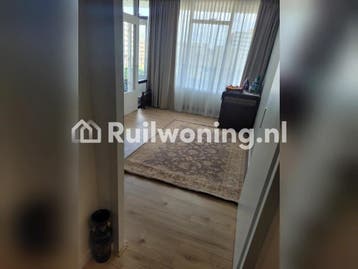 Zoetermeer flat ruilen voor woning in Den Haag, Huizen en Kamers, Woningruil, Den Haag
