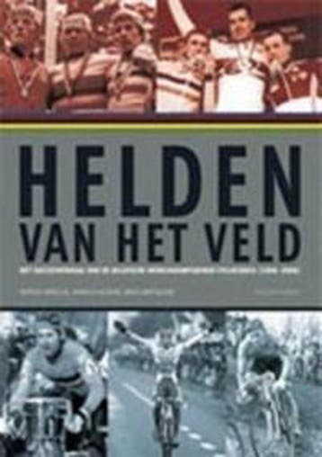 Helden van het veld - P. Cornillie 9789086790029, Boeken, Verzenden, Gelezen, P. Cornillie
