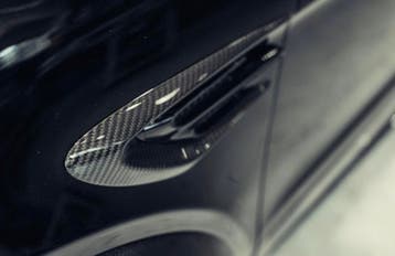 Bentley Bentayga carbon zijscherm logo, Verzenden