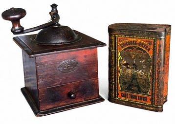Peugeot/Charles Debacker - Koffiemolen (2) - Hout, Metaal -
