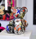 Patryk Konrad - Contemporary Pop Art Bear Sculpture / Black