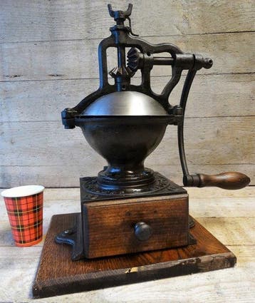 Peugeot Frères - Koffiemolen - Gietijzer, Antiek en Kunst