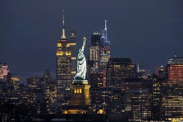 Viktoria Farkas - Iconic NYC Nightscape: Statue of Liberty &