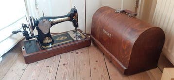 Singer 28K (1930) Naaimachine - Staal, Hout