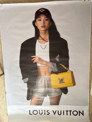 hoyeon jung - louis vuitton - Affiche Publicitaire Louis