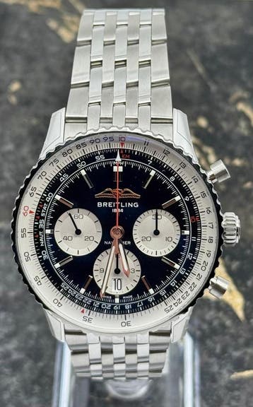 Breitling	Navitimer B01 Chronograph 43mm - AB0138211B1A1, Staal, Staal, Breitling, Polshorloge