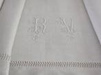 Laken met monogram RV - Laken - 292 cm - 183 cm