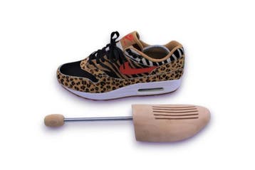 Premium houten schoenspanner, Ophalen of Verzenden, Nieuw, Outsole, Sneakers of Gympen