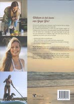 Yoga girl 9789400506213 Rachel Brathen, Boeken, Verzenden, Zo goed als nieuw, Rachel Brathen