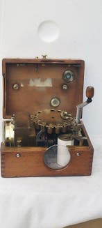 tachograafregistrator - Le Veni - Art Nouveau - Eik -