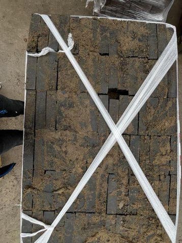 Oude gebakken waalformaten Beek (op pallets), Tuin en Terras, Tegels en Klinkers, Ophalen of Verzenden, Gebruikt, Keramiek, Klinkers