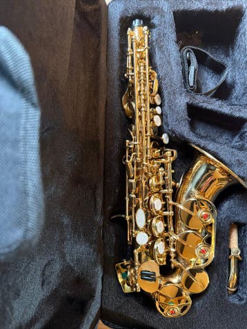 Gebogen Sopraan Saxofoon – Ideaal voor kinderen, Ophalen of Verzenden, Gebruikt, Sopraan, Met koffer
