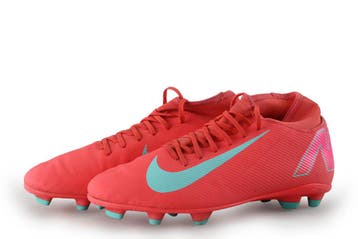 Nike Voetbalschoenen in maat 42 Oranje, Overige kleuren, Verzenden, Nike, Gedragen