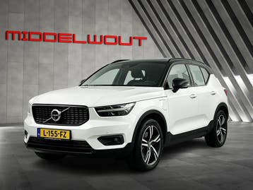 Zakelijke Lease |  Volvo XC40 T5 PHEV R-Design Pano-dak/Elek, Automaat, Gebruikt, Overige brandstoffen, Wit