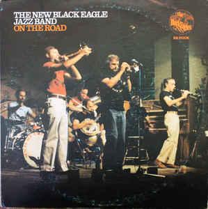 LP gebruikt - The New Black Eagle Jazz Band - On The Road, Verzenden, Zo goed als nieuw, Overige formaten