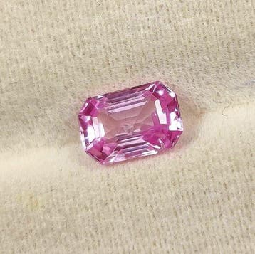 Zonder minimumprijs Roze Saffier - 1.26 ct - nternational, Nieuw