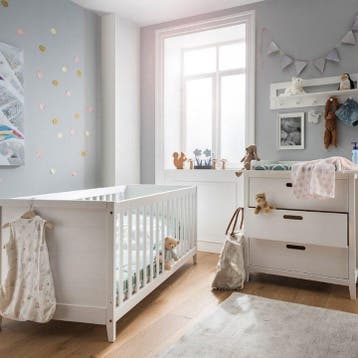 Infanskids Solvita Complete Babykamer Set Wit - Ledikant 70, Nieuw