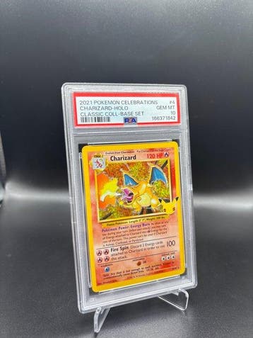 Pokémon - 1 Graded card - Charizard #4 Celebrations Foil -, Nieuw