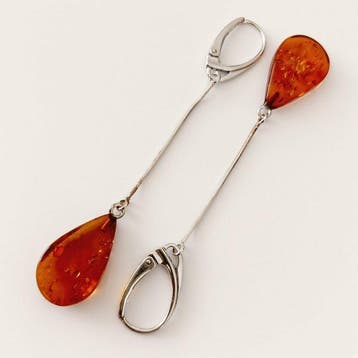 Baltisch amber. Oorbellen van hoge kwaliteit. In 925 zilver