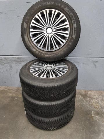 Nissan Qashqai winterset 16 inch Michelin Alpin 5 6,2 mm, 16 inch, Banden en Velgen, Personenwagen, Gebruikt
