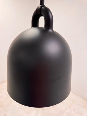 Normann Copenhagen Bell design hanglamp zwart, Kantine of Aula, Ophalen of Verzenden, Gebruikt, Verlichting